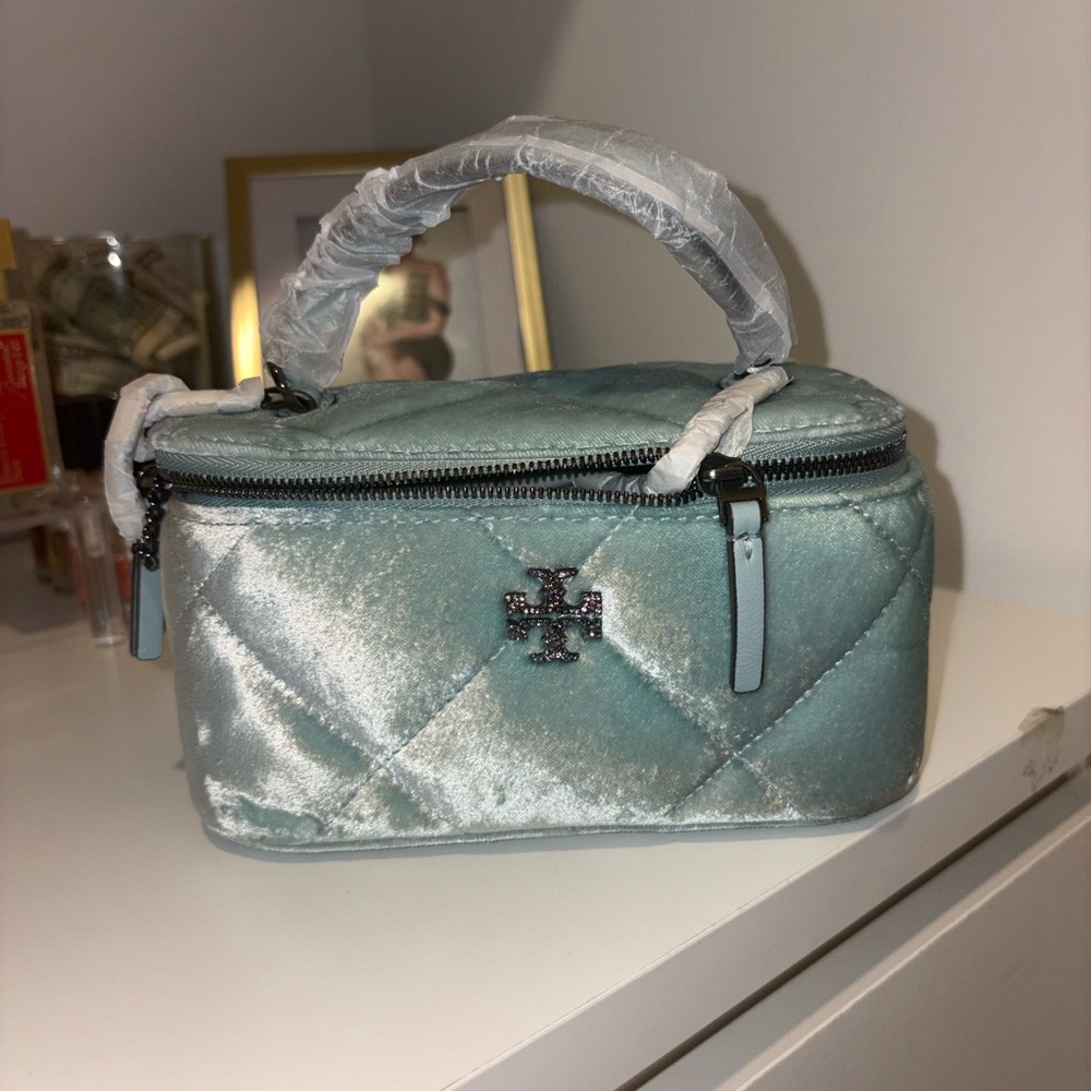 Elegant Blue Quilted Handbag